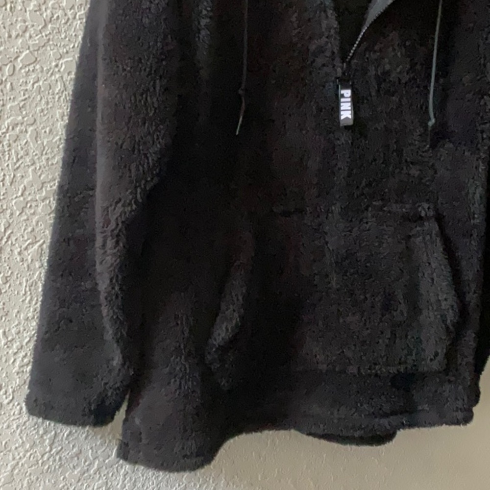 Victoria’s Secret PINK Black Varsity Sherpa Half Zip - Picture 2 of 5